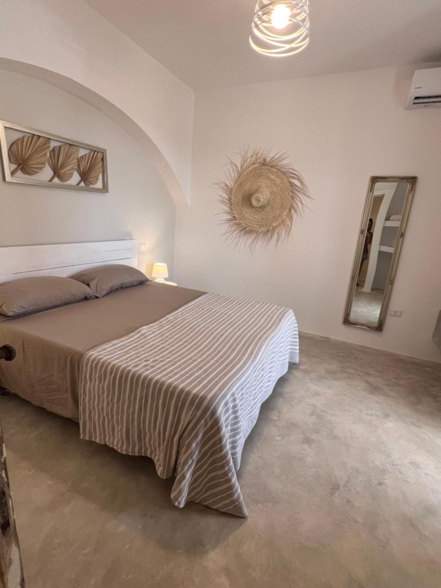 Le Stanze Di Chloe Otel Taviano  Dış mekan fotoğraf